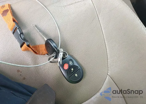 2004 Toyota Sienna Le из США, поврежденный, VIN 5TDZA23C94S100932